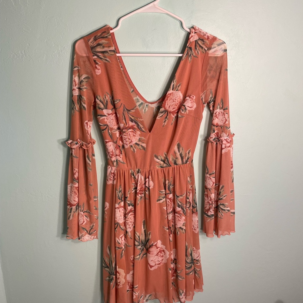 Cute long sleeve dress with deep v